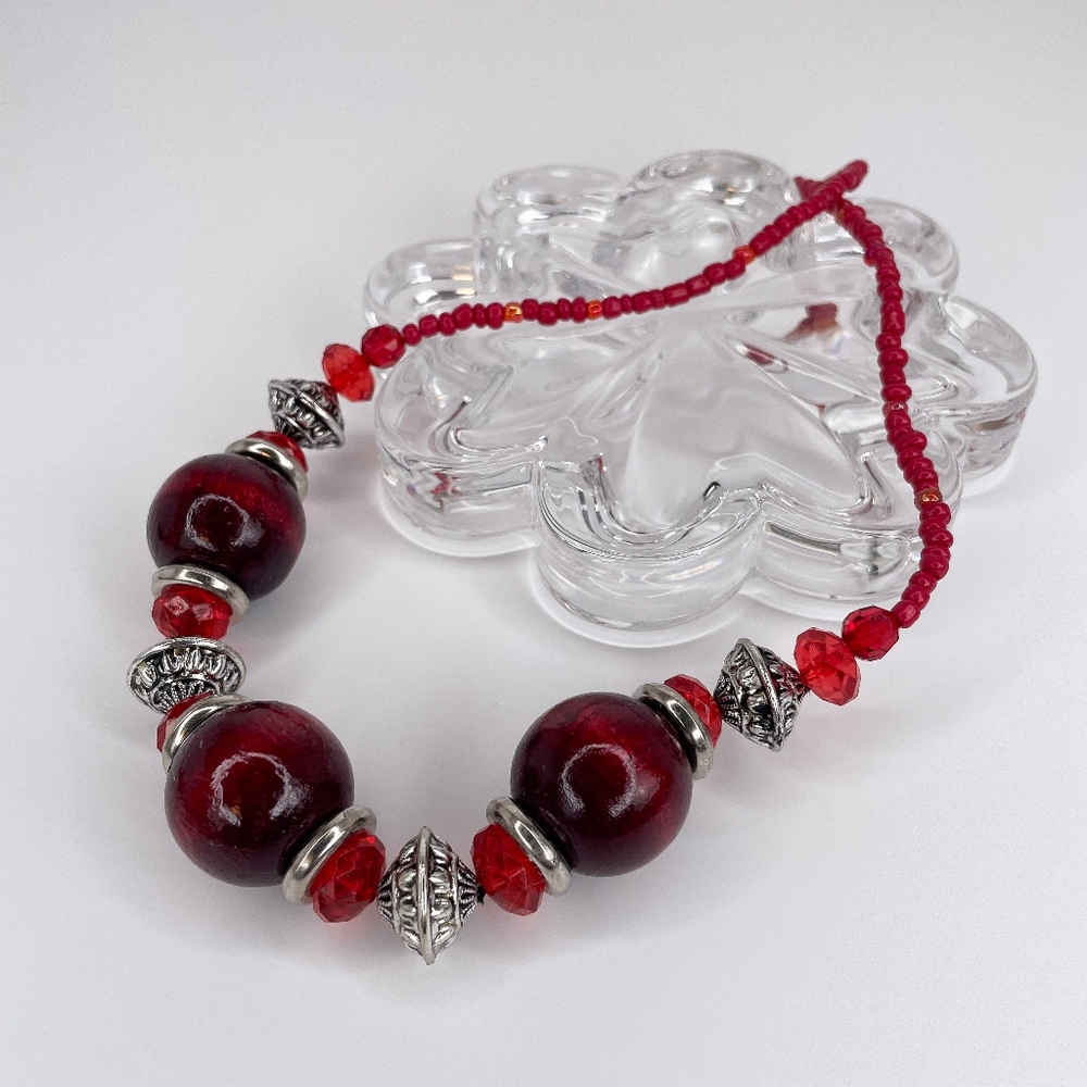 Red & Silver Beaded Necklace w/ Oversized Chunky Beads